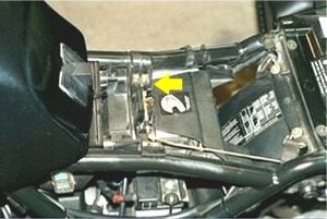 Bmw k75 seat removal #3