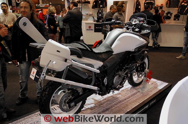 suzuki-v-strom-extreme-right-rear.jpg