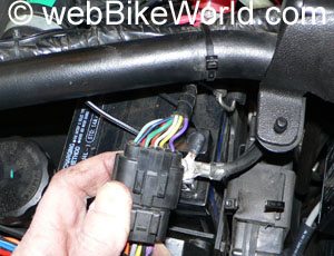 Main wiring harness on the Triumph Thunderbird Sport