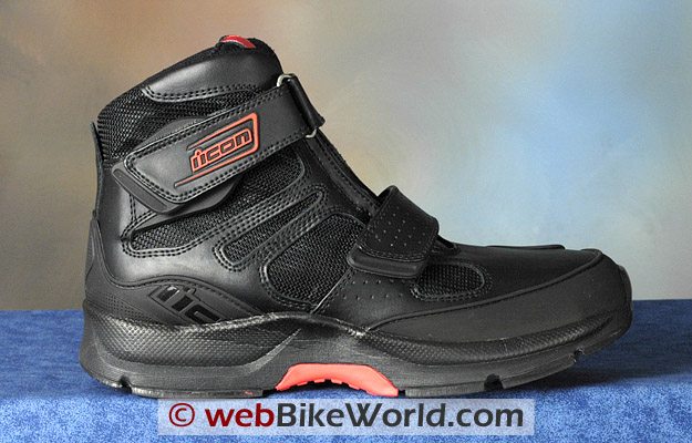 Icon Tarmac boots, outside view.