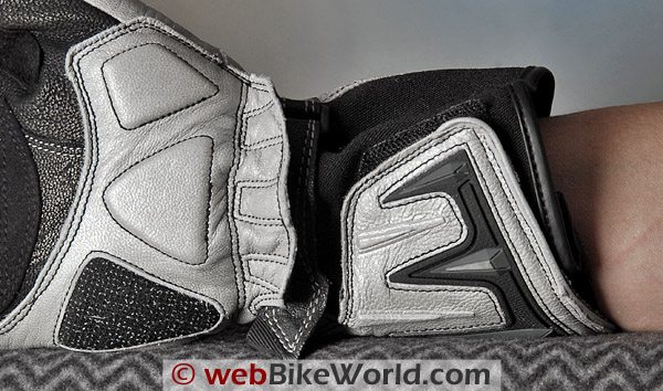 Shift Carbine Gloves - Gauntlet
