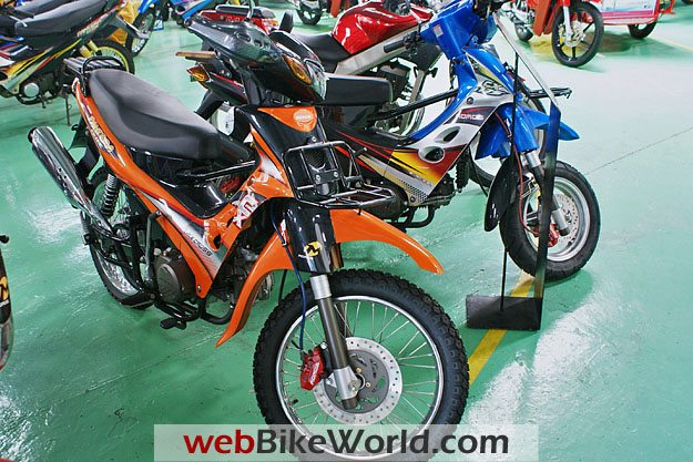 Momos Pantera CX135