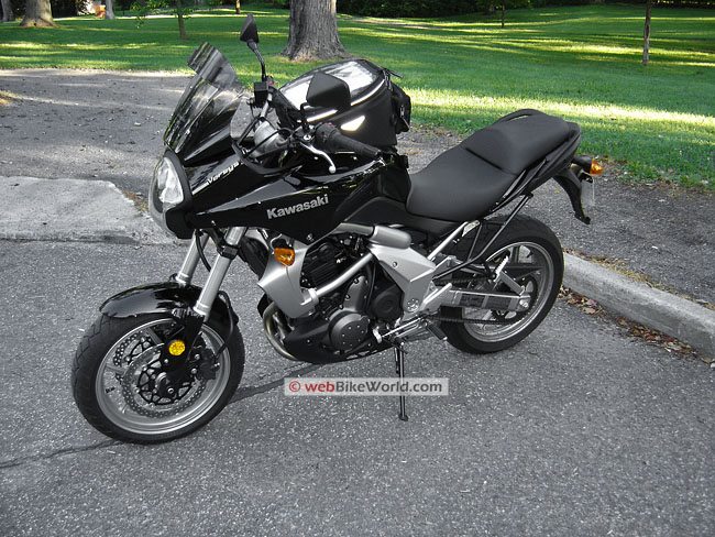 [Imagem: kawasaki-versys-black-650.jpg]