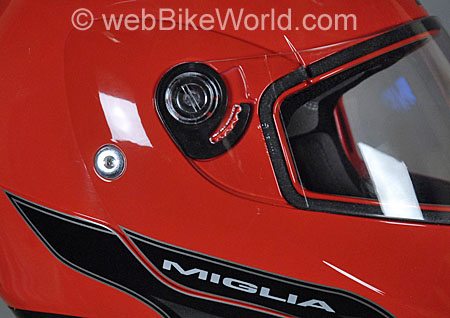 AGV Miglia - Visor Release