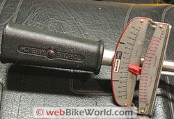 Beam type torque wrench
