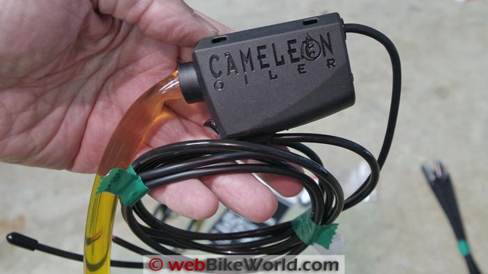 Cameleon Motorcycle Chain Oiler