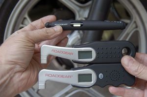 Roadgear Tire Pressure Gauge Size Comparison