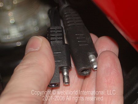 Acumen vs. Battery Tender Cable Connectors