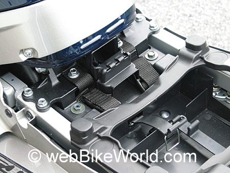 Tank bag rear mount