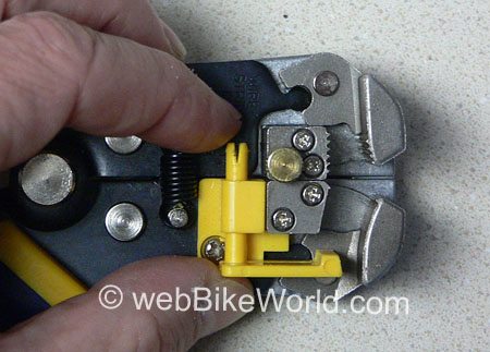 Vise-Grip Self-Adjusting Wire Stripper - Adjustable Stop