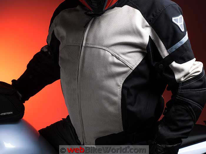 Pilot Direct Air Jacket V3 On Bike