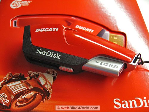 SanDisk Ducati Extreme USB Flash Drive - Package