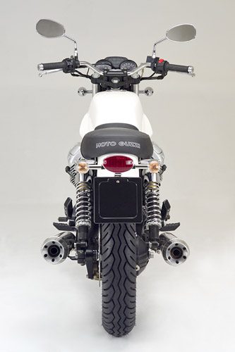 Moto Guzzi V7 Classic - Rear View