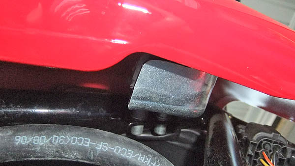 GT1000 Fuel Tank Mount