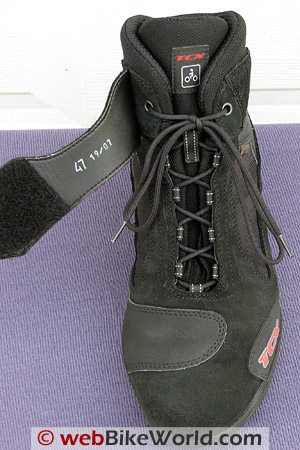 TCX Jupiter 2 XCR Boots - Front and Laces