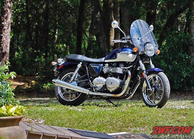 2009 Triumph Bonneville SE Windshield