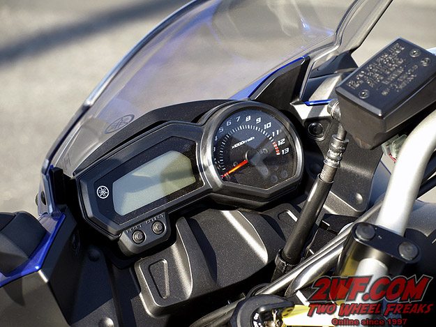 Yamaha FZ6R - Dashboard and Instruments