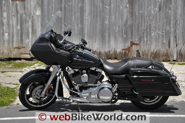 Harley-Davidson Road Glide Custom - Left Side