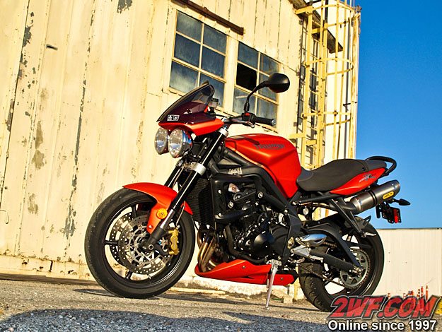 Triumph Street Triple R - Left Side