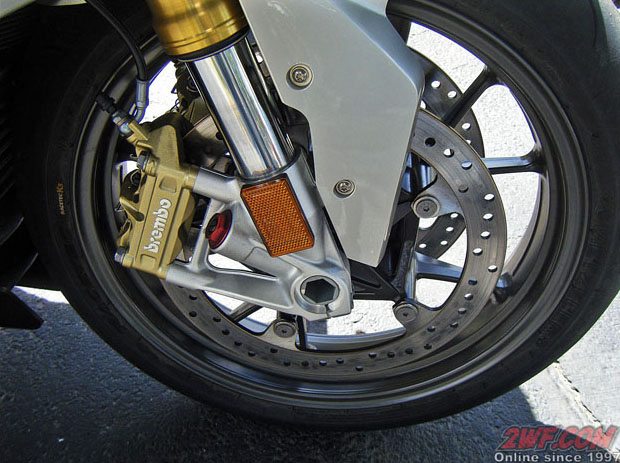 BMW S 1000 RR - Front Brakes