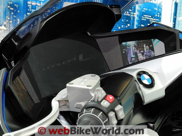 BMW Concept C Instruments