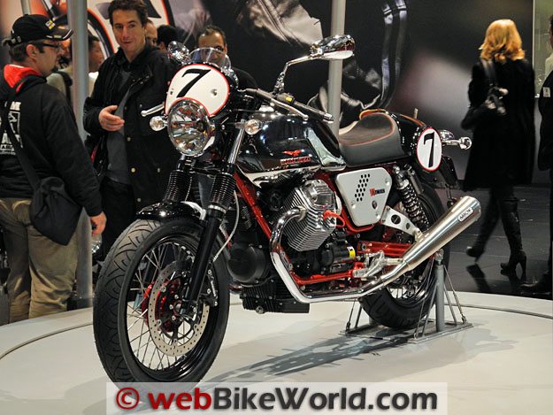 Moto Guzzi V7 Cafe Racer - Left Front