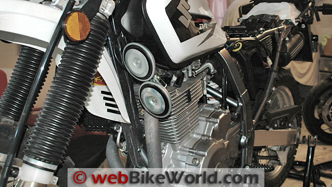 Hella Horns Suzuki DR650