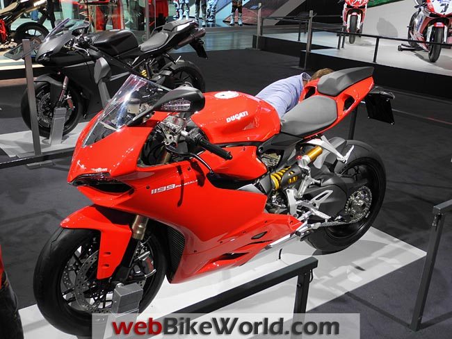 Ducati 1199 Panigale Right Front