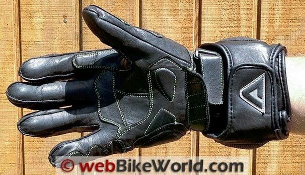 AeroMoto Corsa Pro Gloves