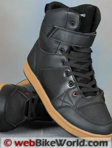 VQuattro Milano Paperboy Boots