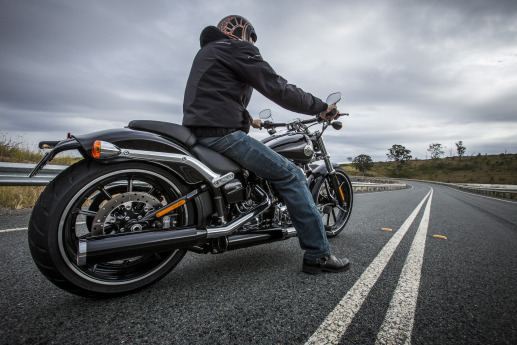 Harley Softail Breakout Pix: Greg Smith iKapture