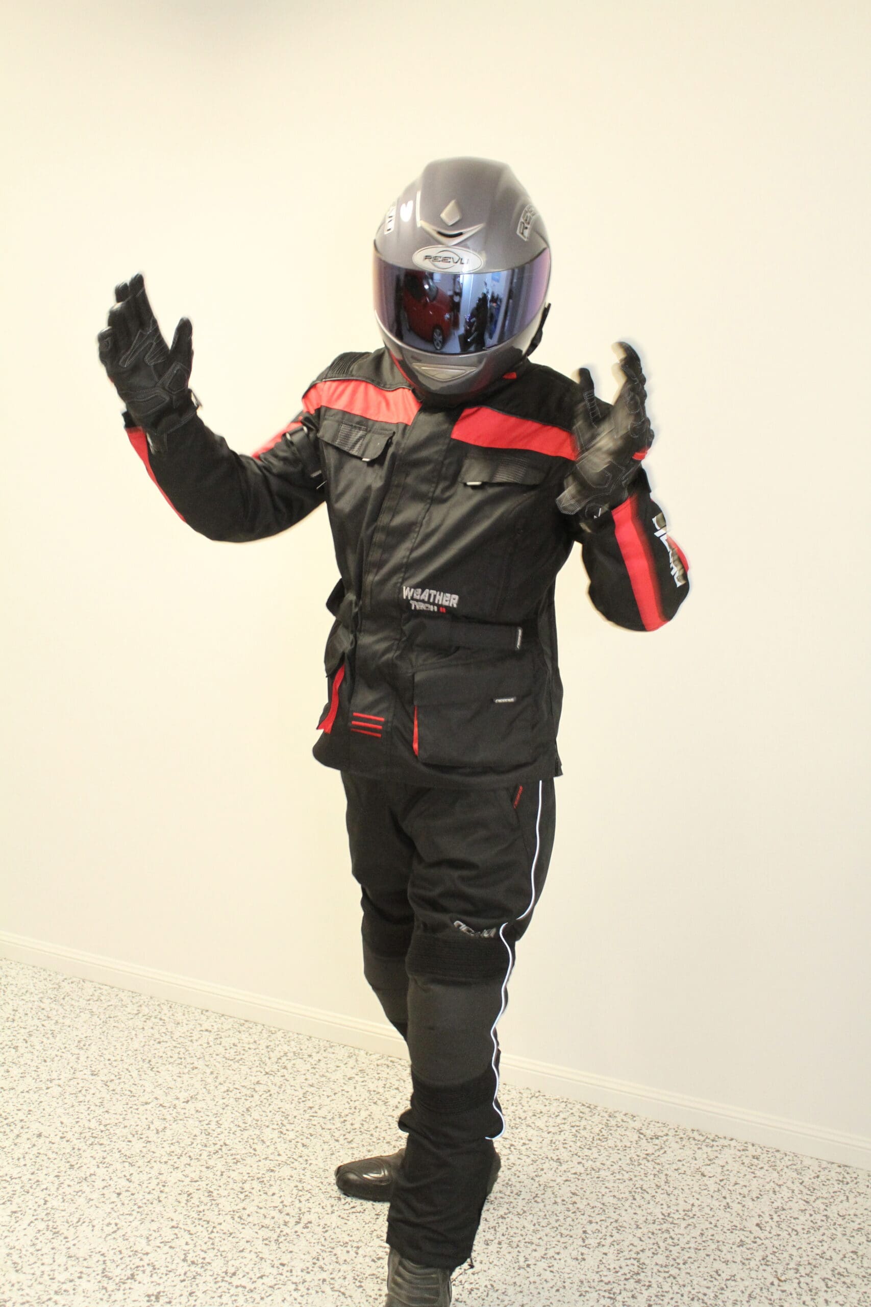Ricondi all-weather riding suit review - webBikeWorld