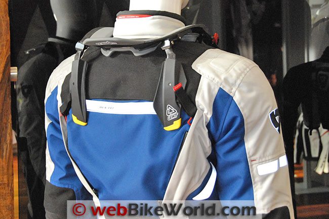 REV'IT! Sand II Jacket With Leatt Brace Rear