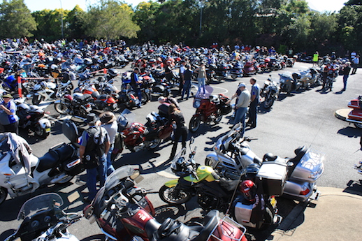 Crowds at the 2013 Ulysses Club Rally in Maryborough