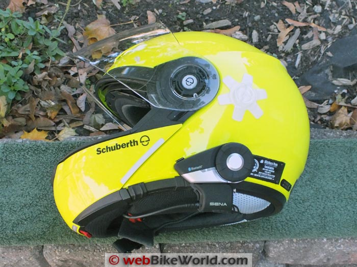 Sena 20S on SCHUBERTH C3 Helmet