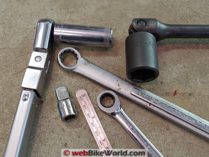 Tools for Chain Adjustment