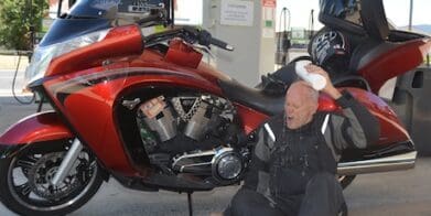 Dehydration motorcycle gear Riders dies of dehydration in heatwave