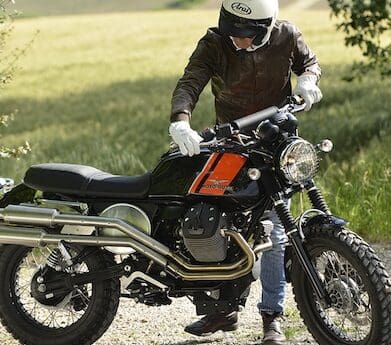 Moto Guzzi V7 scrambler kit