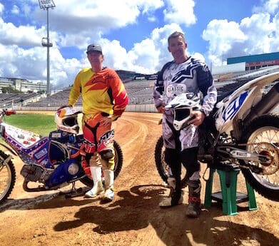 Jason Crump and Troy Bayliss will race at Moto Expo - Australia Day slide