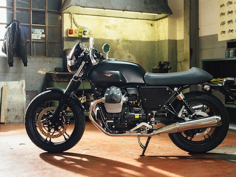 Moto Guzzi V7 II Dark Rider
