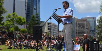 Peter Wellington address anti-VLAD rally