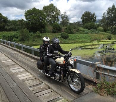 Triumph Bonneville T100 with Gazi black shocks