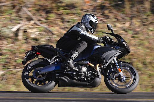 MotorBikeWriter rides the Buell 1125R Erik Buell EBR