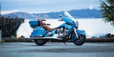 Indian Motorcycle Roadmaster in blue diamond