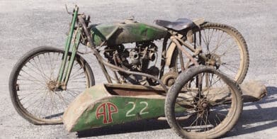 1927 Harley-Davidson 8-Valve Racer with sidecar