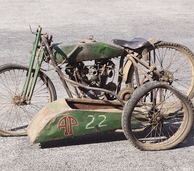 1927 Harley-Davidson 8-Valve Racer with sidecar
