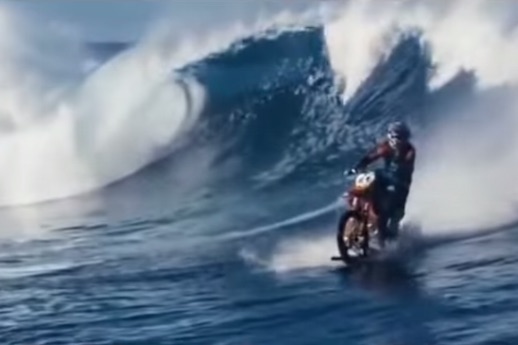 Robbie Maddison stunt rider