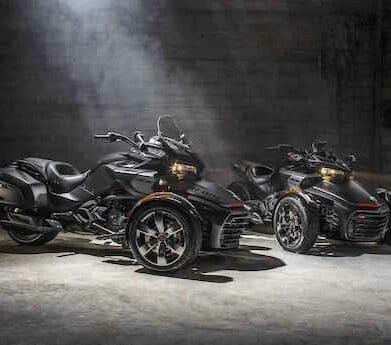 Can-Am F3 baggers