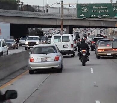 Lane filtering lane splitting