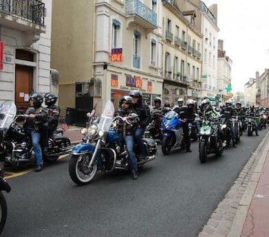 French riders protest a proposed ban on old motorcycles
